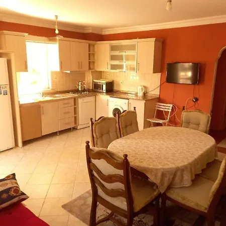 Appartement Apollon Paradise Town D-1 *