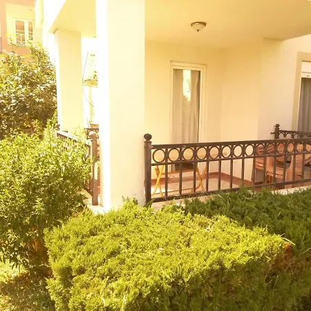 Appartement Apollon Paradise Town D-1 *